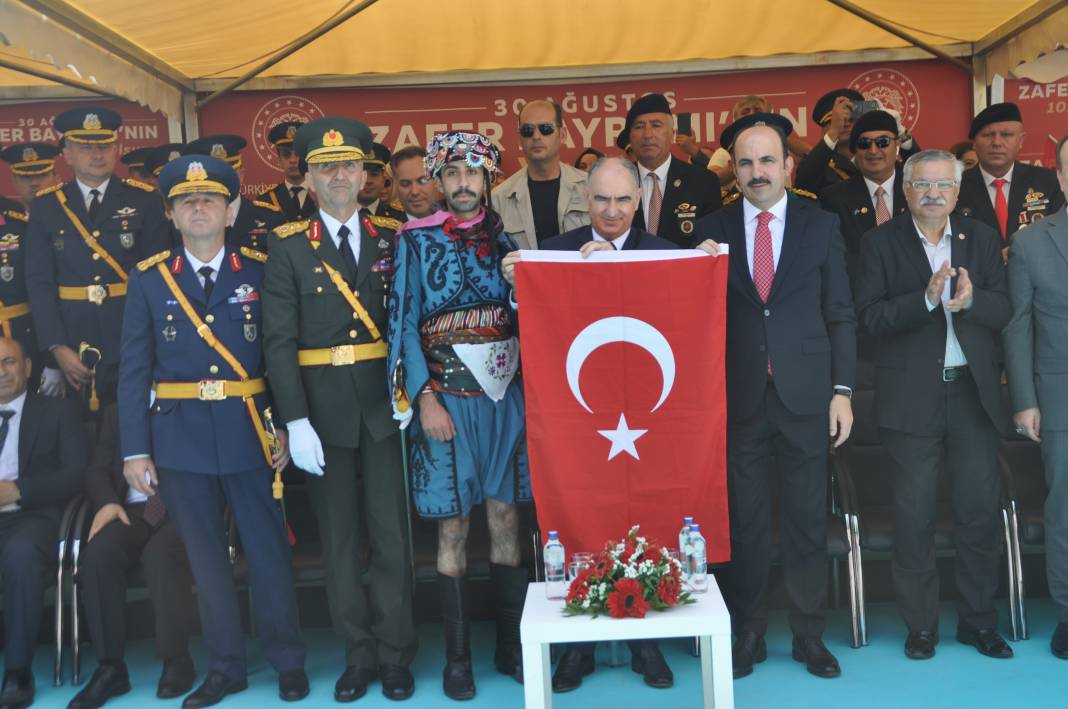 Konya'da Büyük Zafer Coşkuyla Kutlandı! İşte O Renkli Görüntüler... 1