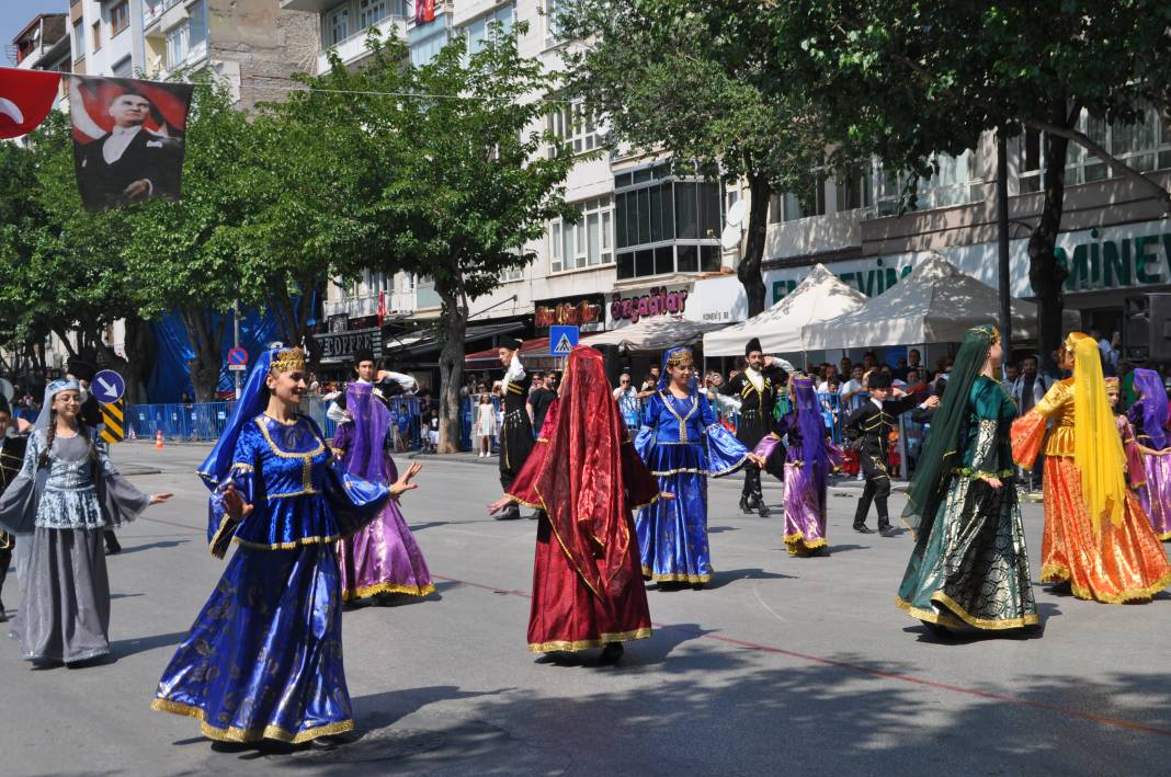 Konya'da Büyük Zafer Coşkuyla Kutlandı! İşte O Renkli Görüntüler... 8