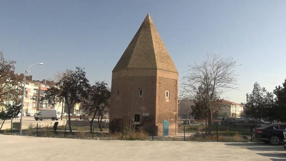 Konya'daki Türbeler Selçuklu’nun Mirasını Taşıyor! 9