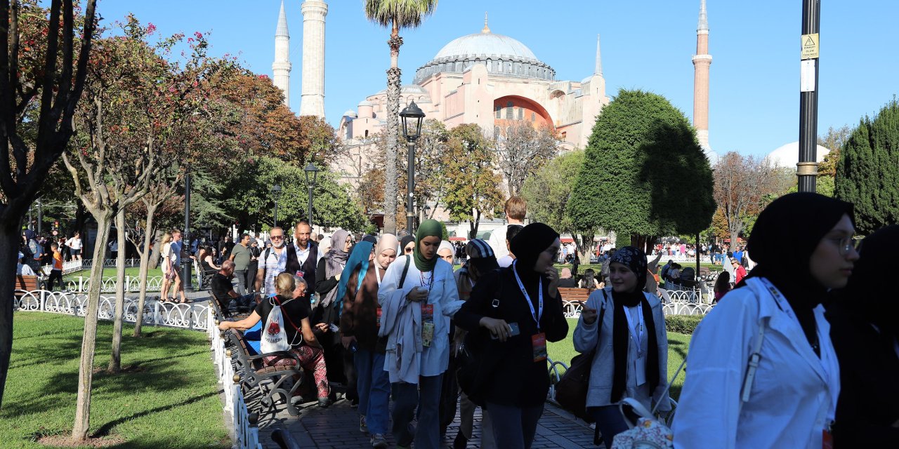 Konyalı gençler ecdat yadigarı eserleri yakından tanıyor