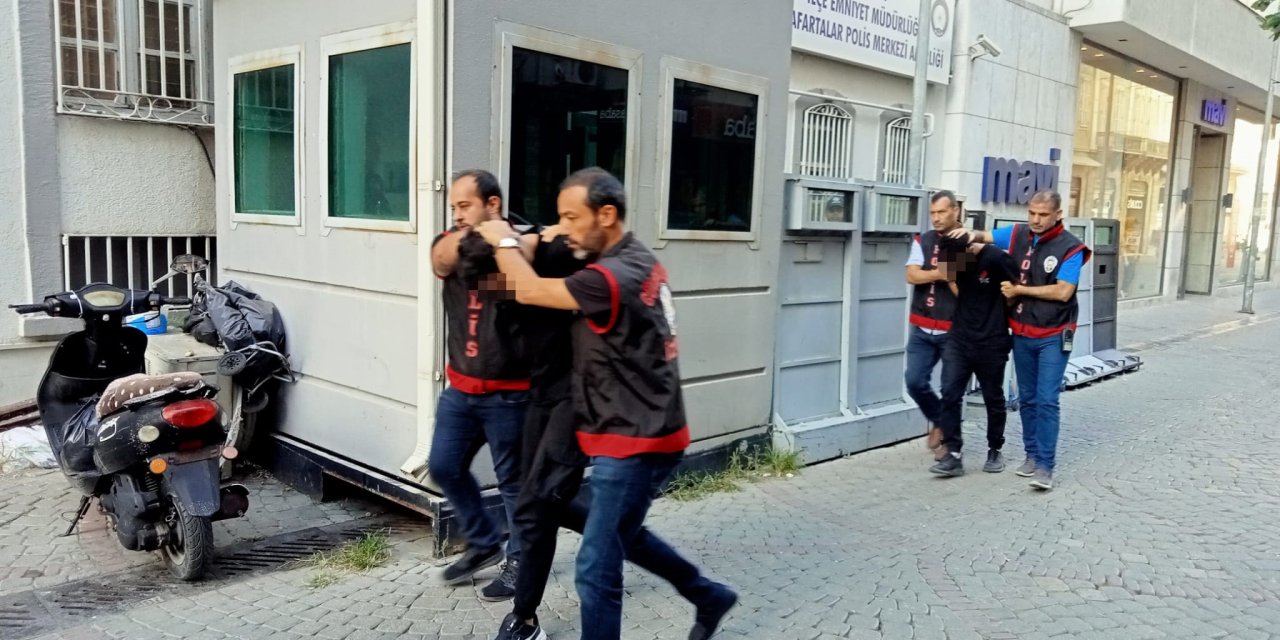 Kur'an-ı Kerim'i yırtıp yakan kişilerle ilgili yeni gelişme