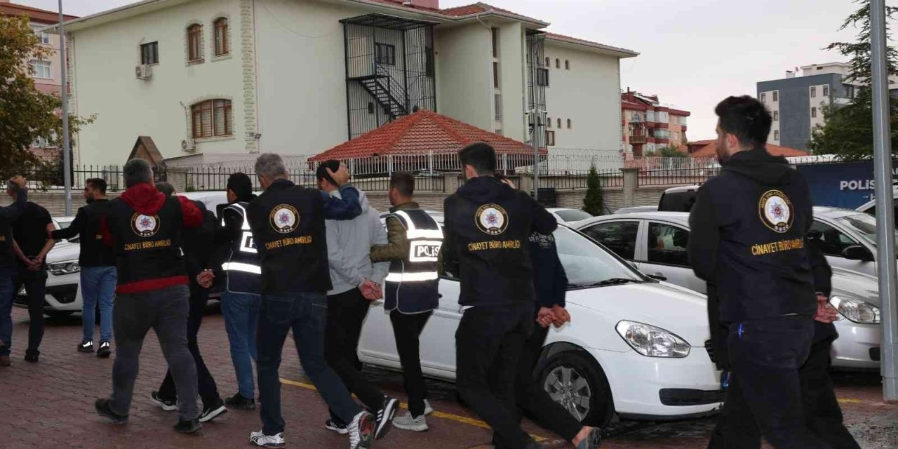 Konya'da arkadaşını otoparkta öldüren zanlı tutuklandı