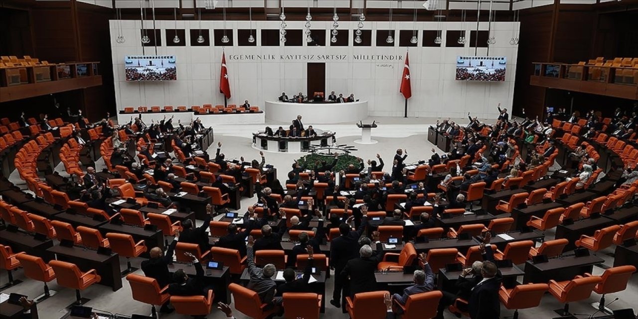 Ekonomiye ilişkin torba kanun teklifi TBMM Genel Kurulunda yasalaştı