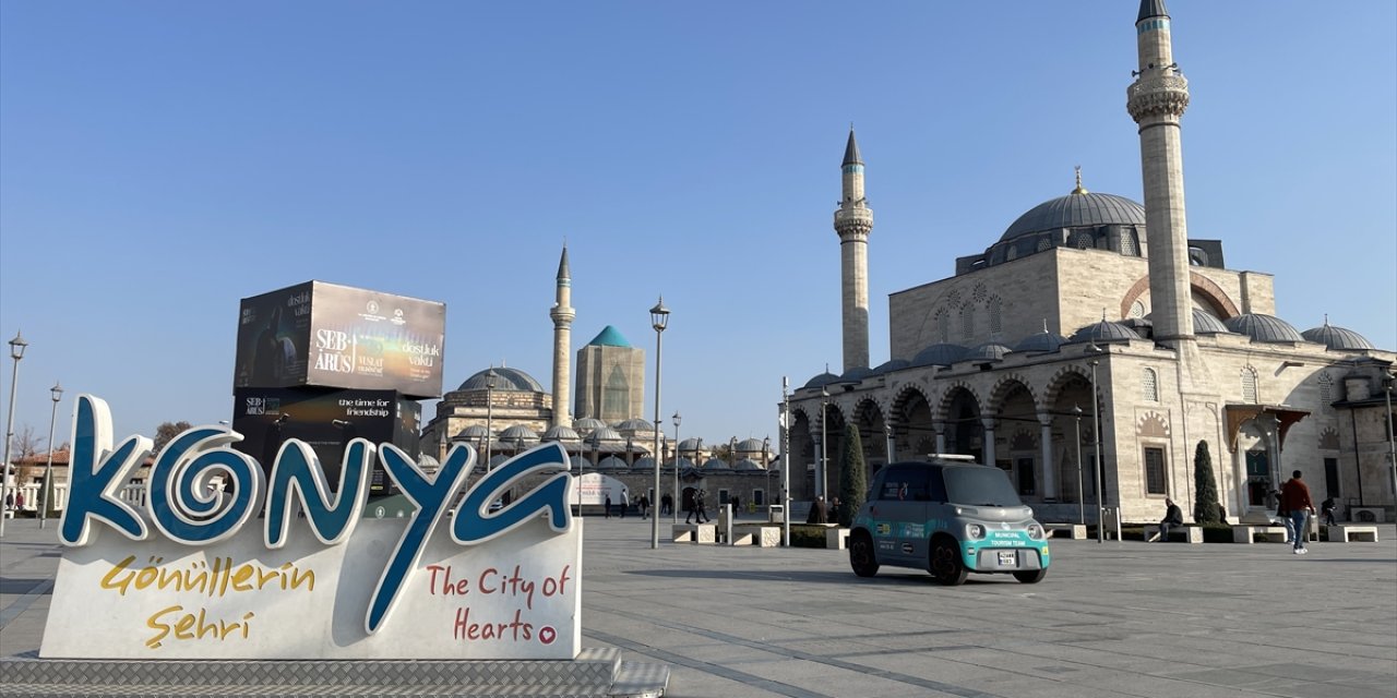 Mevlana, "Dostluk Vakti" temasıyla farklı din ve kültürden insanları Konya'da buluşturacak