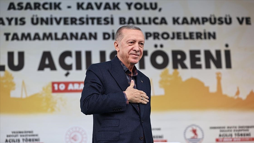 Cumhurbaşkanı Erdoğan'dan: Altılı masayı hep birlikte çökerteceğinize inanıyorum