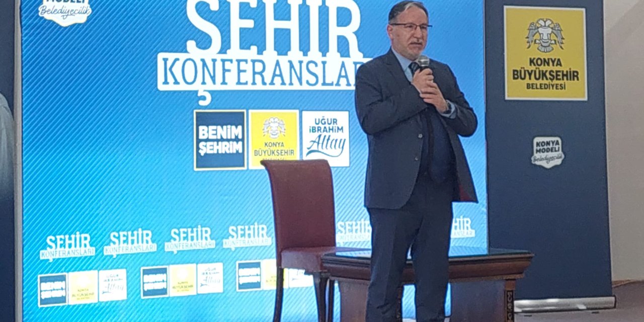 Mustafa Karataş, Konya’da konferans gerçekleştirdi