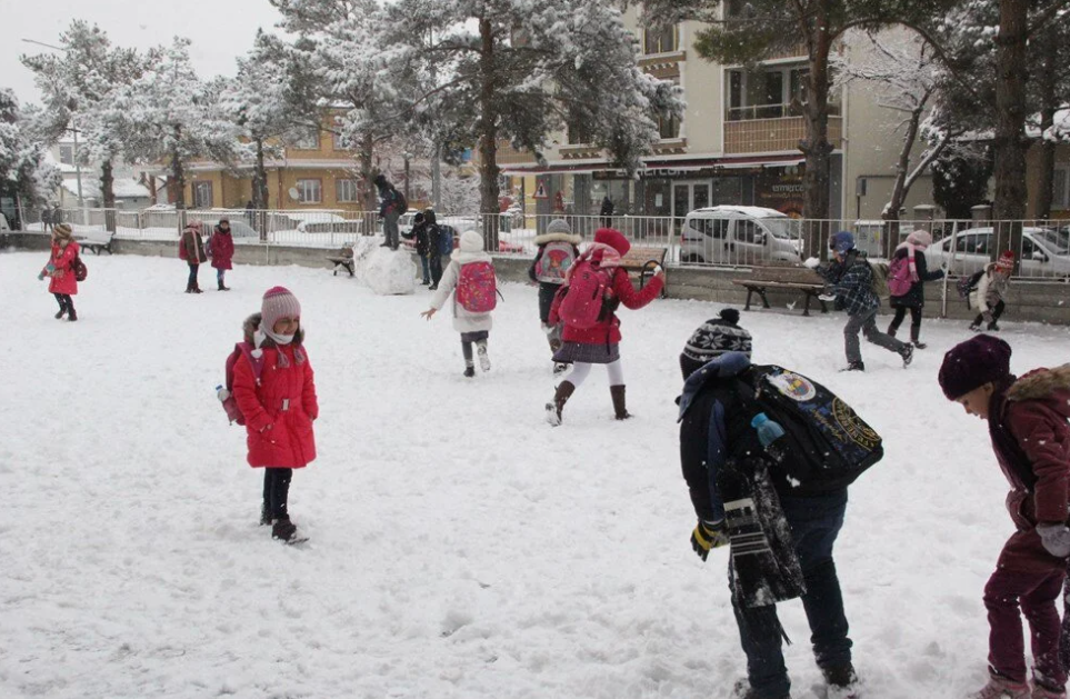 Konya Merkezde Okullar Tatil!