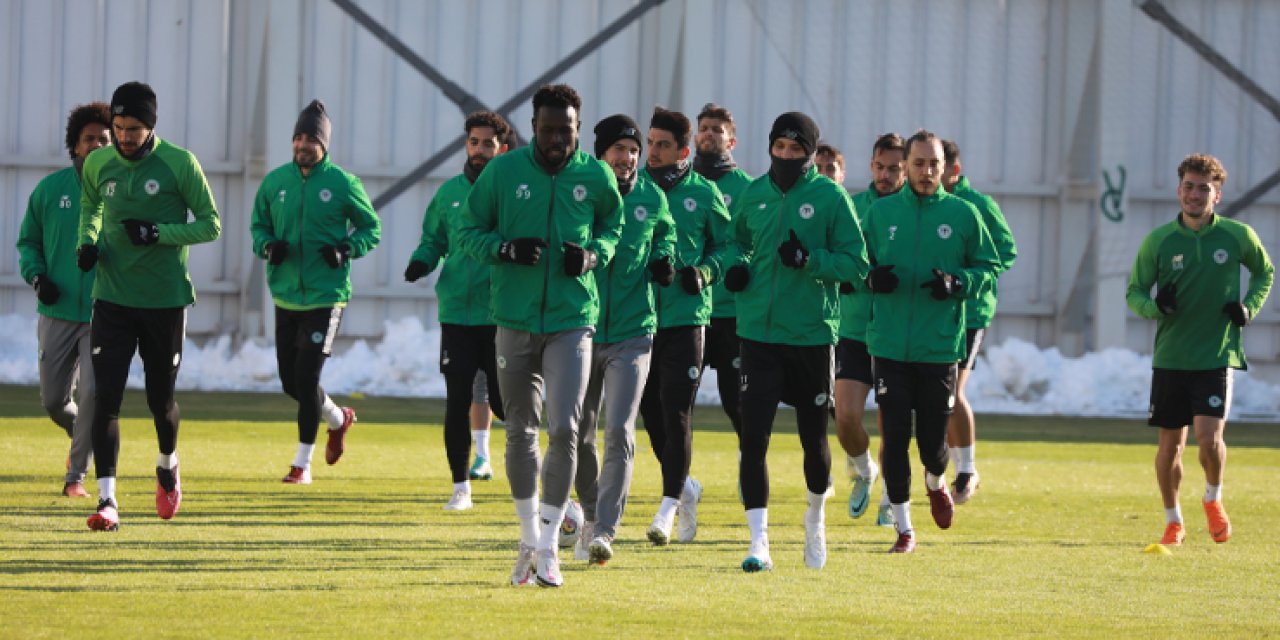 Konyaspor'da Fenerbahçe maçında hangi oyuncular kadroda olabilecek?