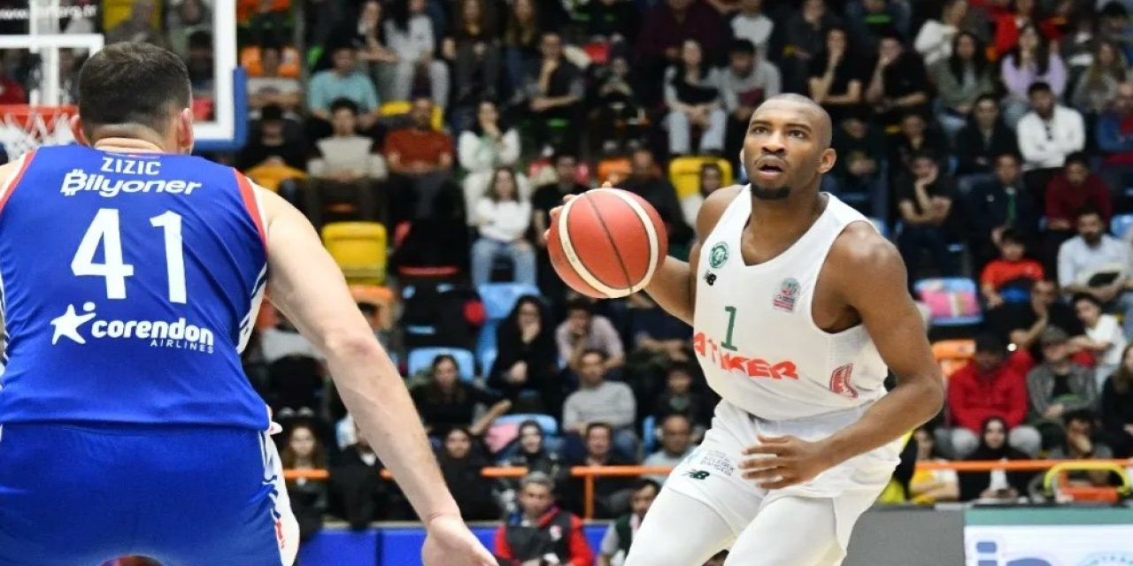 Konyaspor evinde Anadolu Efes'e direnemedi