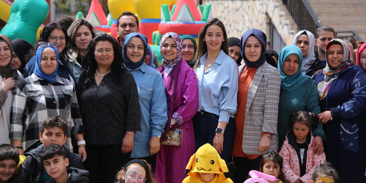 Konya'da öğretmenler, depremzede çocuklar için el ele verdi