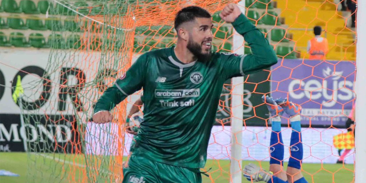 Konyaspor'un maestrosu Pozuelo takımını sırtlıyor