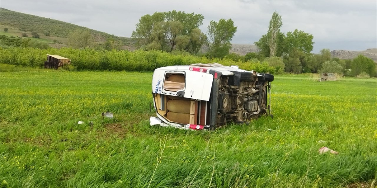 Konya-Isparta Karayolunda kaza: 1 ölü, 5 yaralı