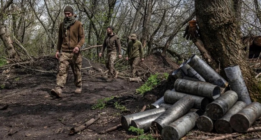 Ukrayna: Bahmut'ta durum kritik, kuvvetlerimiz hattı tutuyor