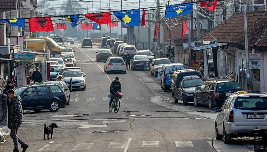 Balkanlar'da Kosova ile Sırbistan arasında sular durulmuyor