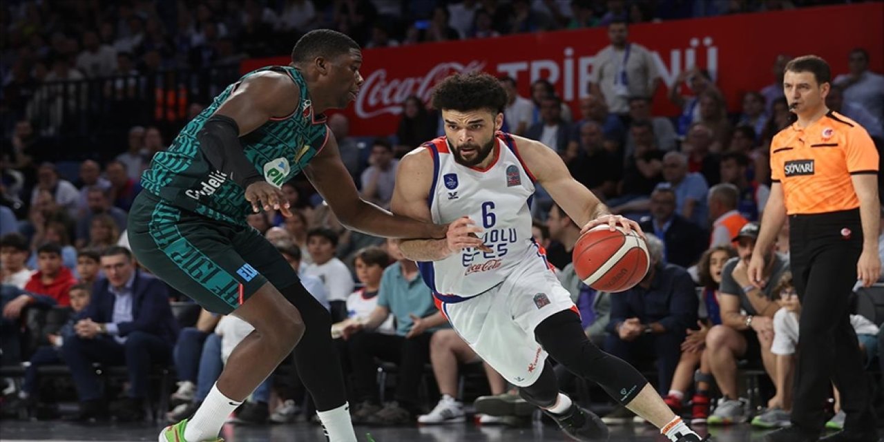 Anadolu Efes şampiyonluk için parkeye çıkacak!