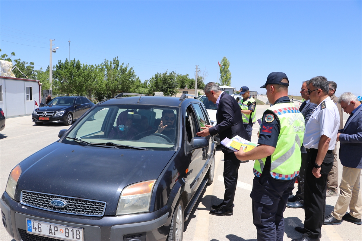 Karaman Valisi Akkoyun, Kurban Bayramı öncesi trafik denetimine katıldı