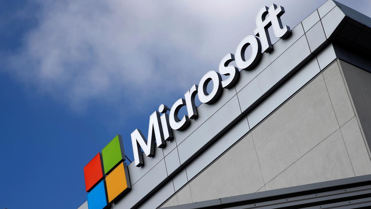 Microsoft ve Alphabet'in gelirleri arttı