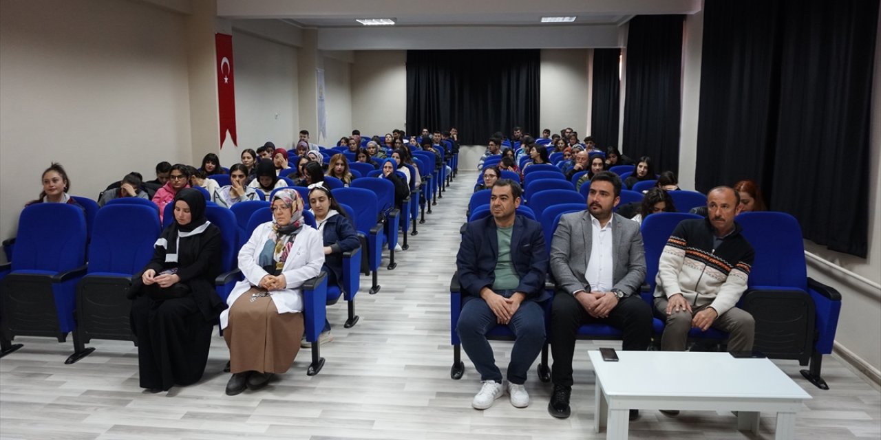 Konya'da 28 Şubat’ın Toplumsal Etkileri konferansı yapıldı