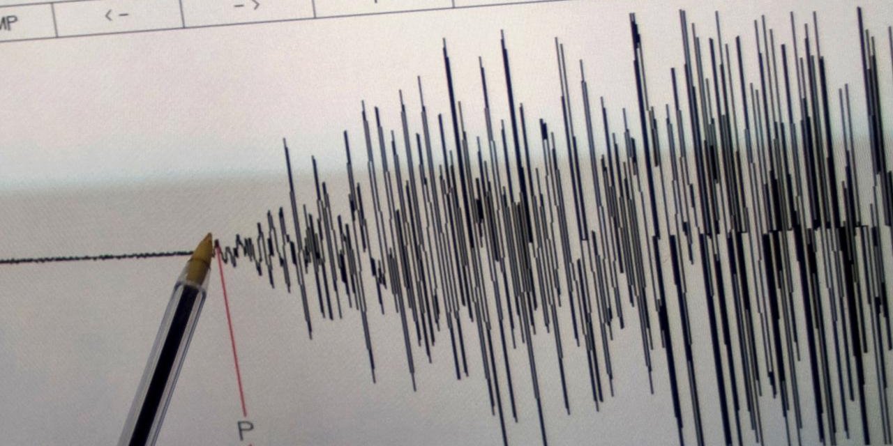 Endonezya'da 6,6 büyüklüğünde deprem