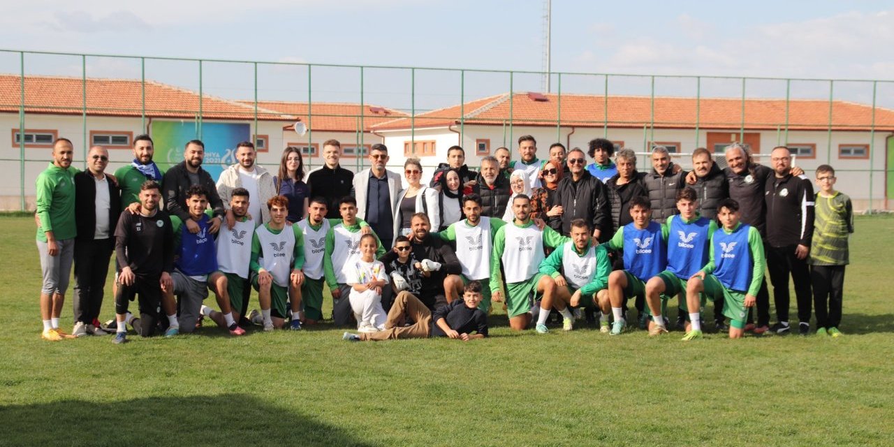 1922 Konyaspor'dan aile pozu!