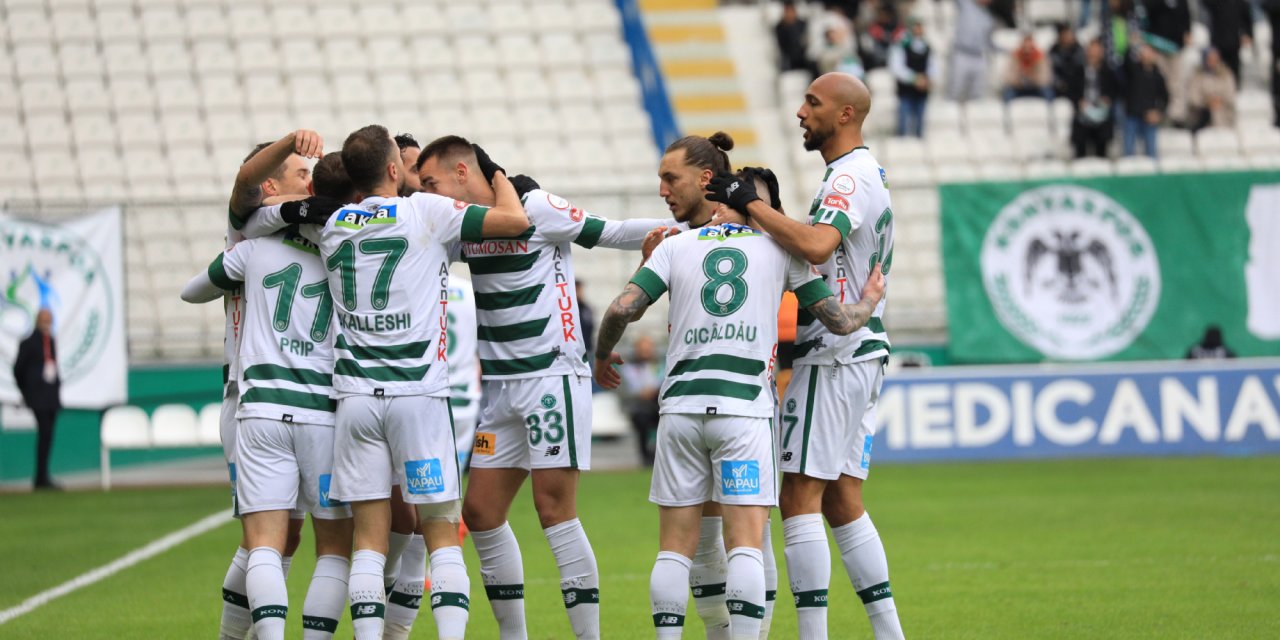 Konyaspor bu sezon İstanbul takımlarına karşı zorlanıyor