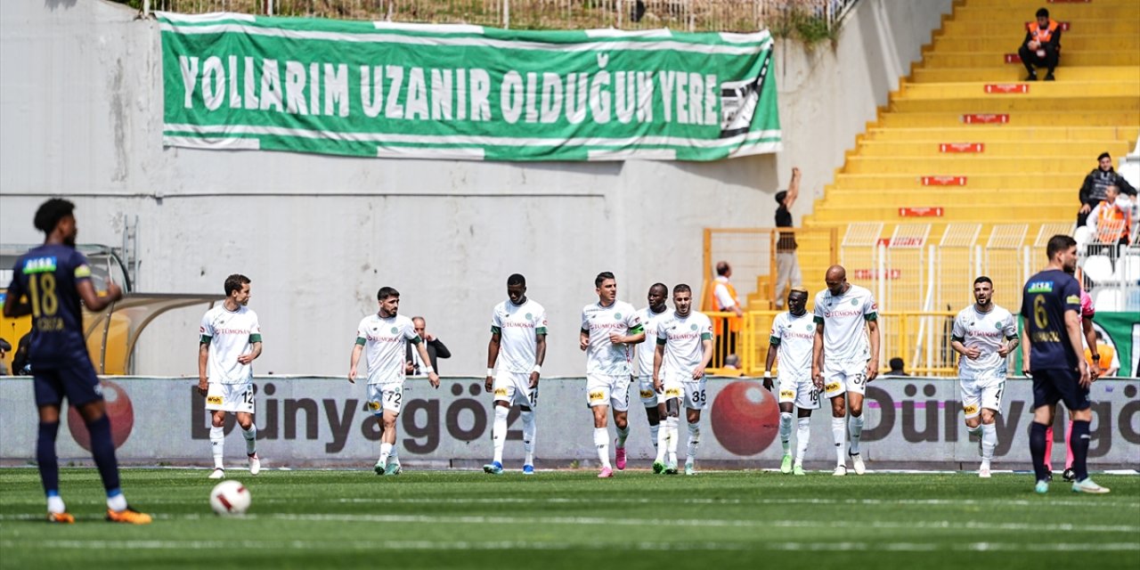 Haftanın en kazançlı takımı Konyaspor! İşte bitime 6 hafta kala son durum!