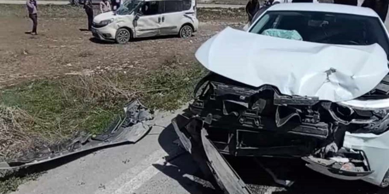 Konya’da iki araç çarpıştı: 1 yaralı