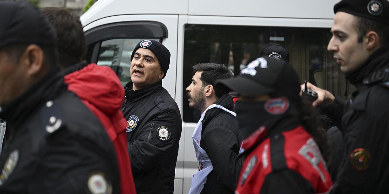 İstanbul'da 1 Mayıs'ta Taksim'e yürümek isteyen gruplara izin verilmedi