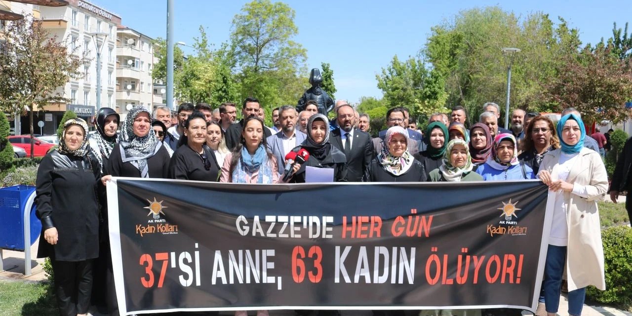 AK Parti Kadın Kolları, 81 ilde İsrail'i protesto etti