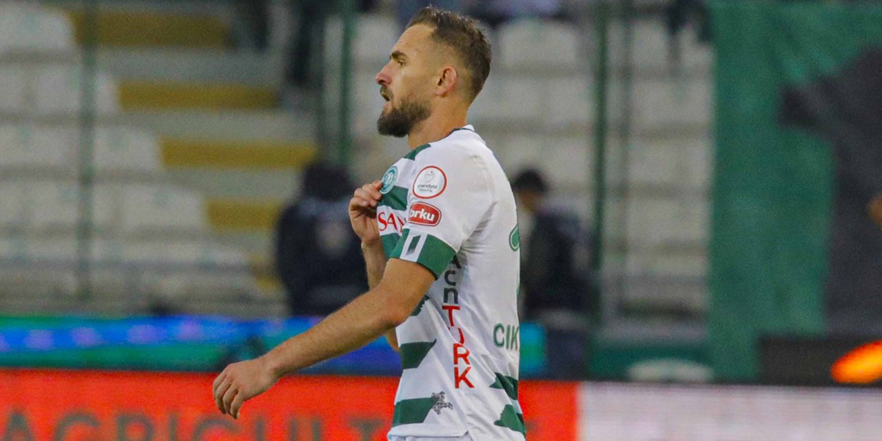 Son Dakika! Konyaspor’da ayrılık! Golcü oyuncu ile yollar ayrıldı!