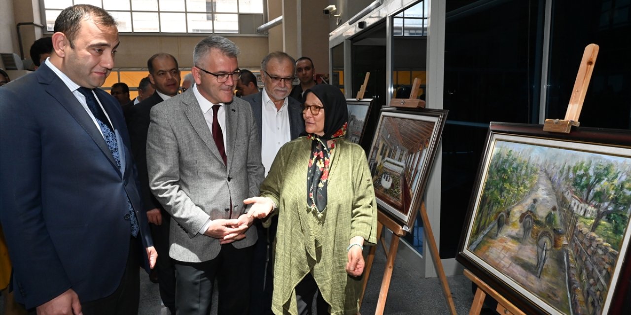 Konya'da yağlı boya sergisi açıldı