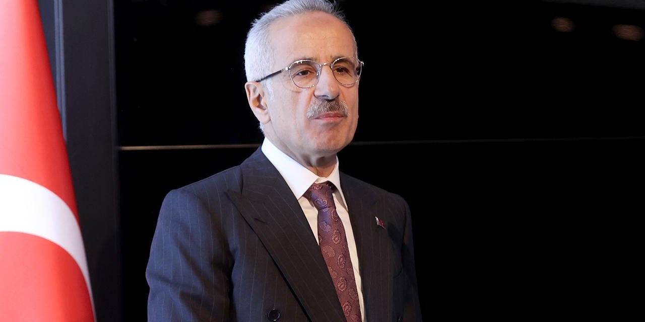 Bakan Uraloğlu: Türkiye, ulaştırma koridorlarının merkezinde yer alıyor