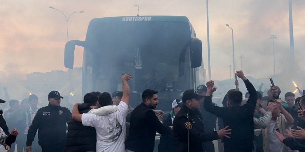 Konyaspor taraftarı takımını meşalelerle karşılayacak