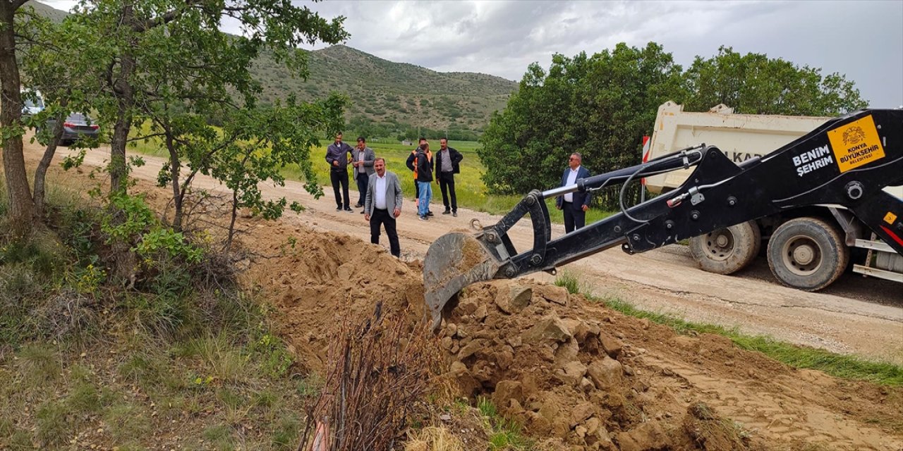 Halkapınar'da yol onarım çalışmaları başladı