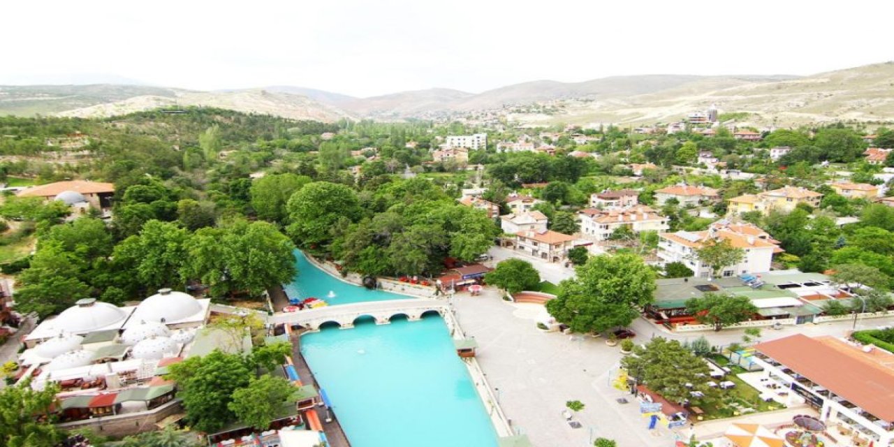 Konya'nın en görkemli ilçesi. Akın akın göç alıyor. Ziyaret eden ayrılmak istemiyor