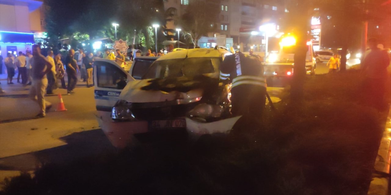 Konya'daki trafik kazasında iki yaralı