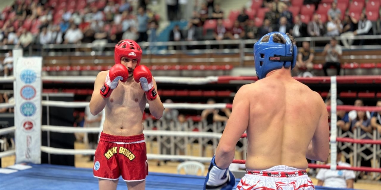 Türkiye Açık Kick Boks Turnuvası Konya'da başladı