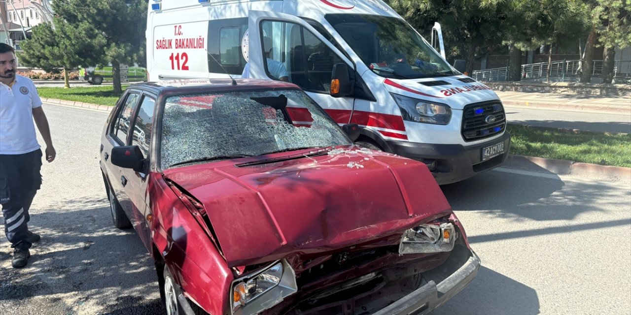 Konya’da iki otomobil çarpıştı, 1 kişi yaralandı