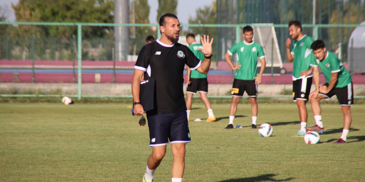 1922 Konyaspor, yeni sezon öncesi oyun sistemini oturtuyor