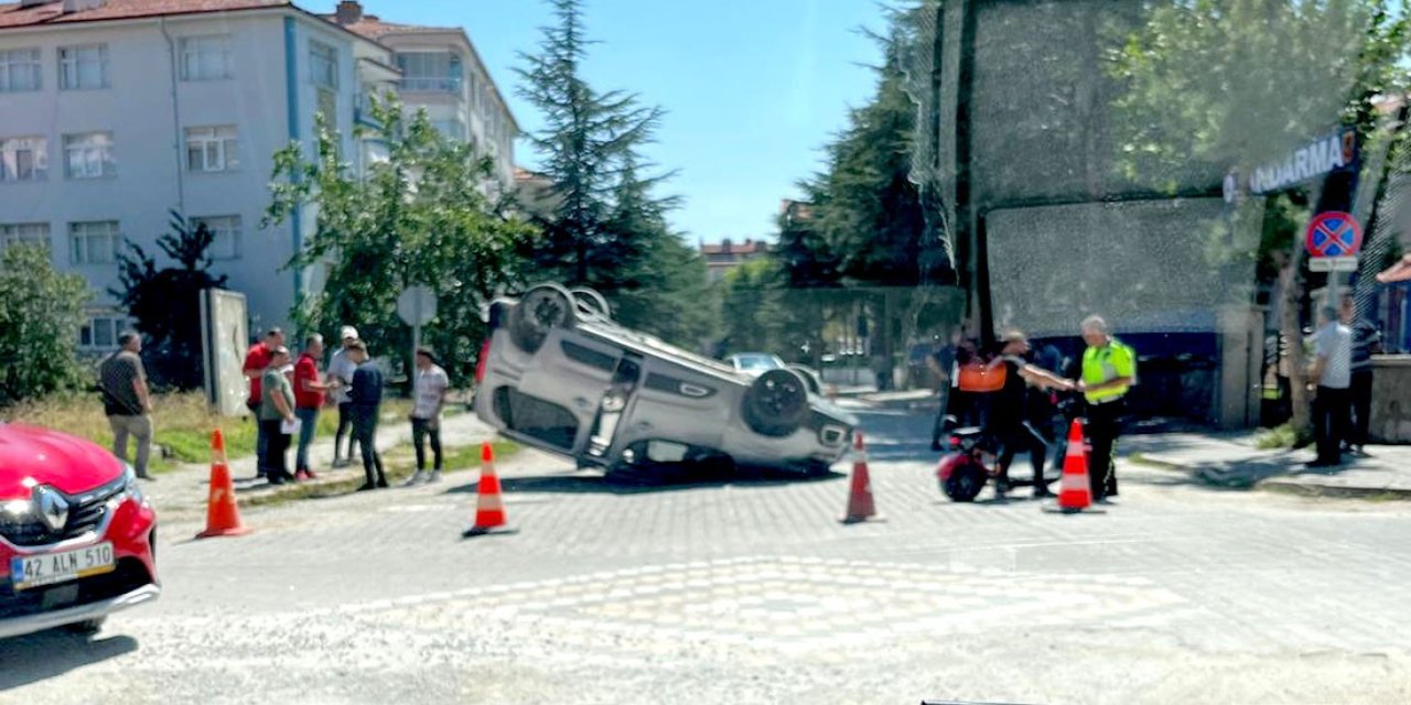 Konya'da otomobil takla attı: 1 yaralı