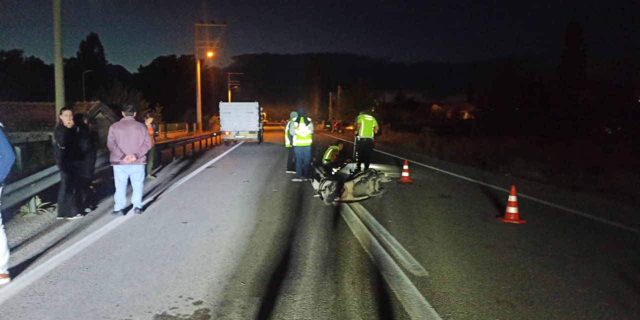 Konya'da motosiklet ile kamyonet çarpıştı: 1 ölü