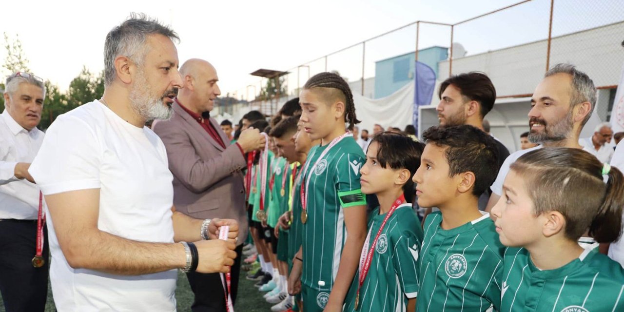 Konyaspor, akademisinden kısa sürede oyuncular çıkartmayı hedefliyor! Başkan Korkmaz'dan önemli açıklamalar