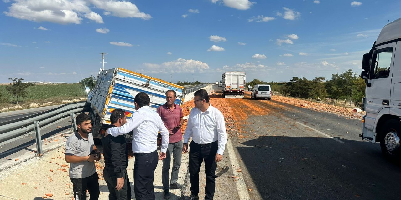 Konya’da kamyon ile tır çarpıştı: 3 yaralı