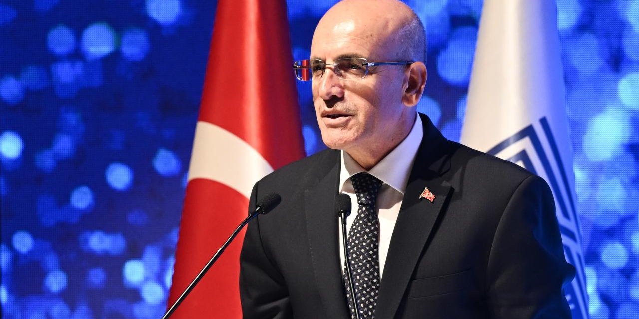 Mehmet Şimşek: Rezerv yeterliliğimiz uluslararası tanıma göre eşik seviyeyi aştı