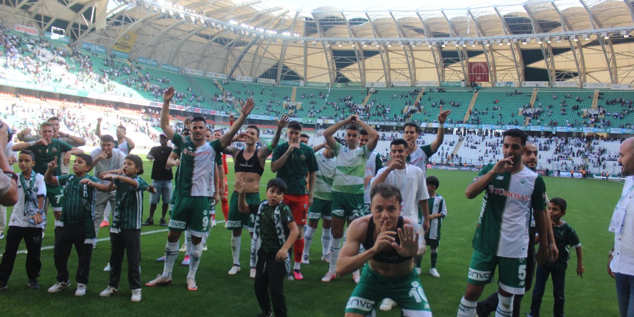 Konyaspor'dan müthiş geri dönüş! Hem hakemi hem Eyüpspor'u mağlup ettik!