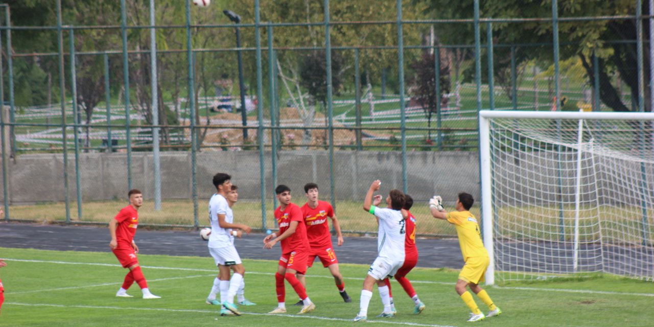 Konyaspor Akademi takımları deplasman seferinde