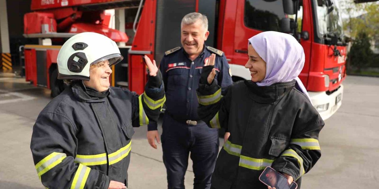 67 yaşındaki kadının ’itfaiyeci’ olma hayali gerçekleşti