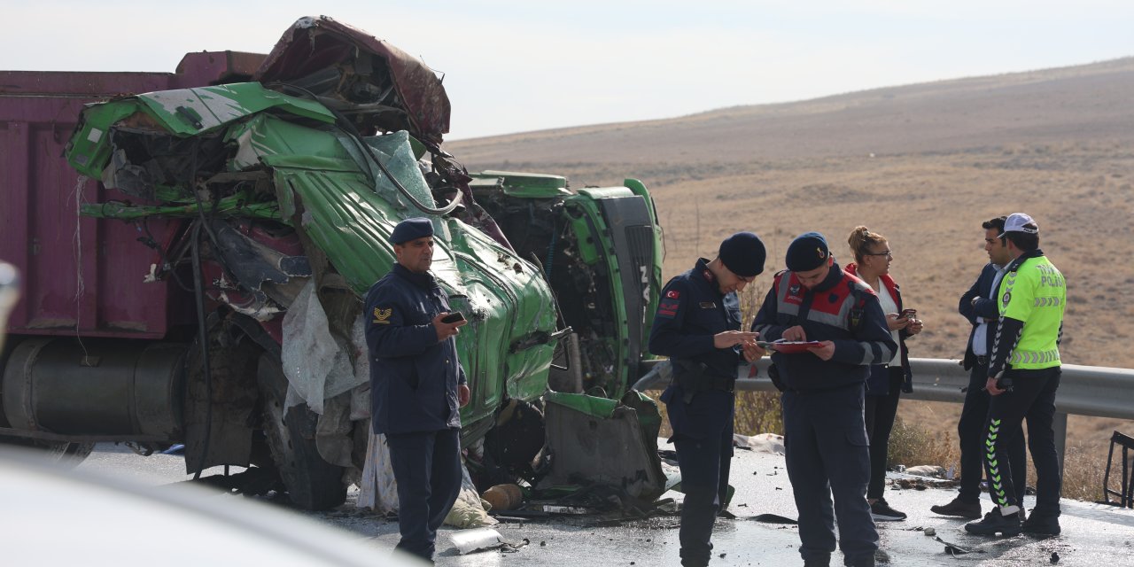 Kazada hayatını kaybeden sürücülerin kimlikleri belli oldu!