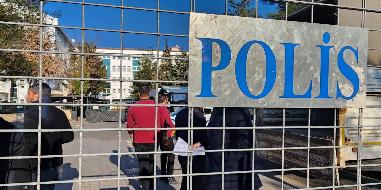 Birlikte yaşadığı kadını döverek öldüren sanığın ifadesi kan dondurdu!