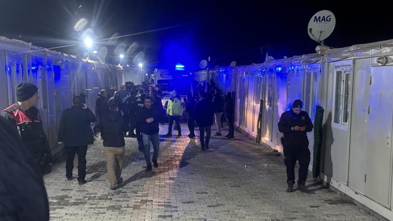 Hem suçlu hem güçlü! Polis memuruna saldırdı!